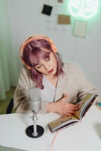 voice-over artist, dubbing artist in malayalam films, serials